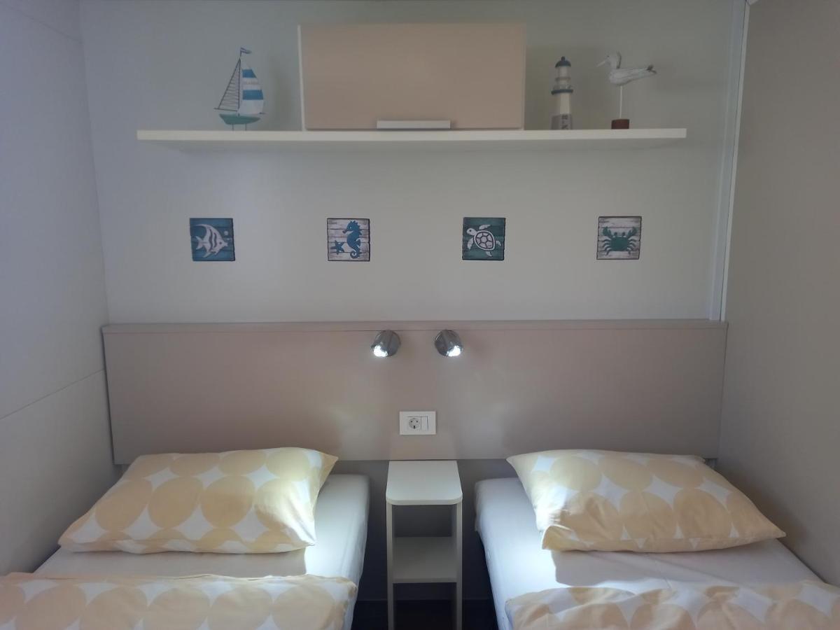 Mobile Homes Seashell เยเซรา ภายนอก รูปภาพ
