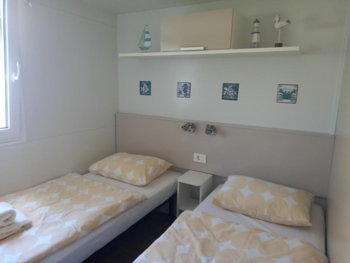 Mobile Homes Seashell เยเซรา ภายนอก รูปภาพ